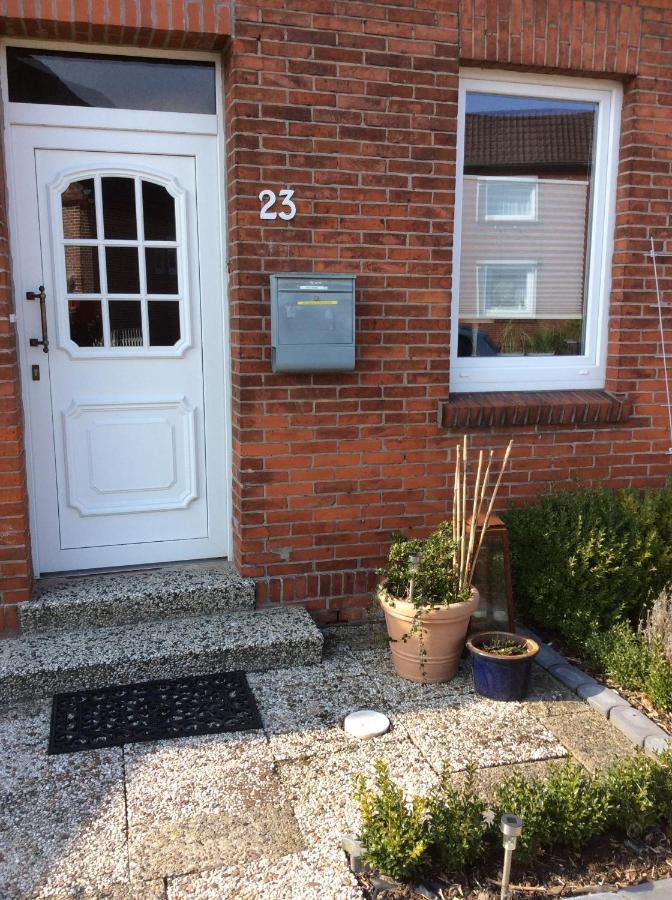 Luettes Huus Villa Emden Exterior foto