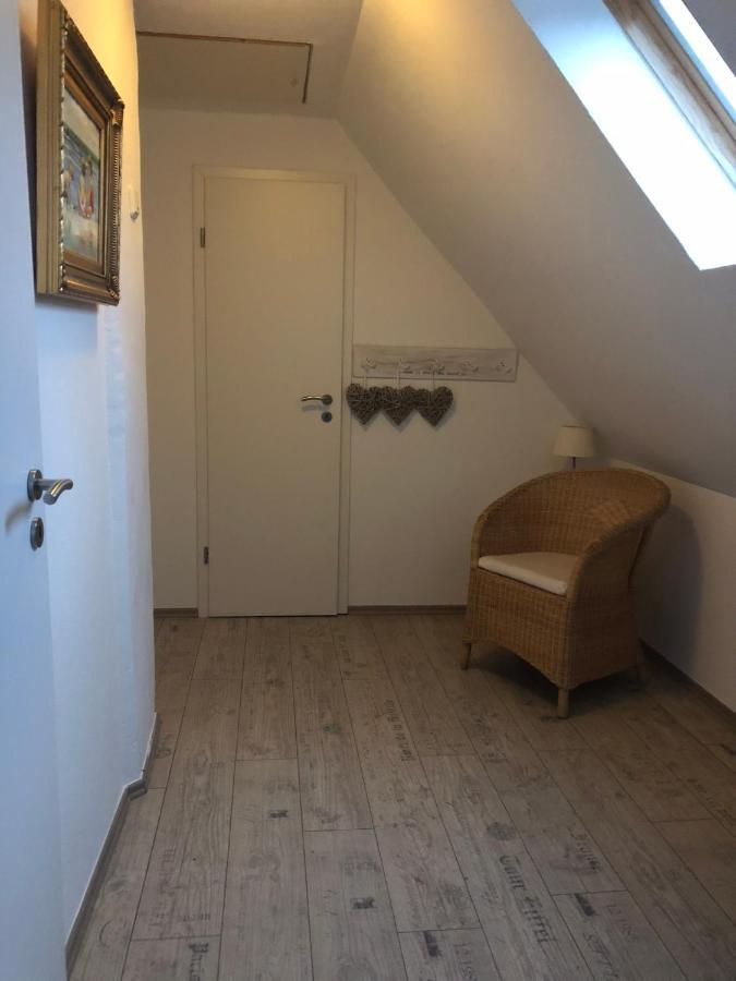 Luettes Huus Villa Emden Exterior foto